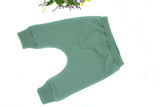 Pantalón con tela de sudadera de algodón orgánico OEKP-TEX. Verde Liso. Buscando a Olivia. Handmade.